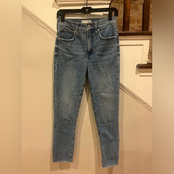 Madewell Perfect Vintage Jean in Enmore Wash Raw Hem Edition - Picture 5 of 9